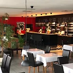 Hotel Astral'inn & Restaurant 3*