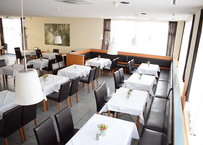 Astral'inn & Restaurant 3*