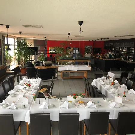 Astral'inn & Restaurant לייפציג