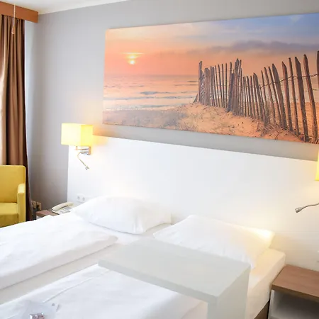 Astral'inn & Restaurant מלון 3*