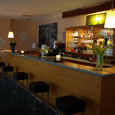 Astral'inn & Restaurant מלון